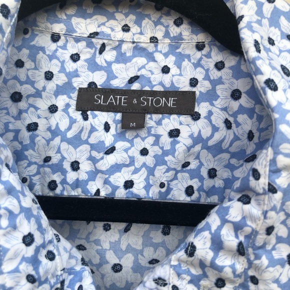 Slate & Stone Blue Floral Button Down Shirt size Medium - Picture 6 of 6